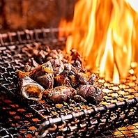 炭火で香ばしく焼き上げた名物焼きとんをご堪能！