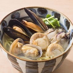 〆の貝塩ラーメン