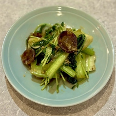 腸詰と青菜炒め