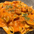 料理メニュー写真&nbsp;【クリーム味】小海老トマトクリームフェットチーネ