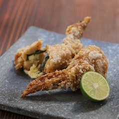 手羽先唐揚げ　大葉チーズ