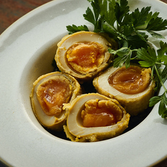 半熟卵のカリっとフリット カレー風味