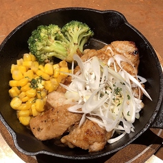 鉄板ポークステーキ