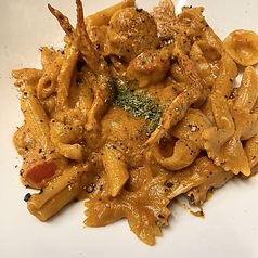 渡り蟹のトマトクリーム　ショートパスタ