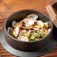 職人が火を操る炉端焼きと、お出汁香る炊きたての釜めし