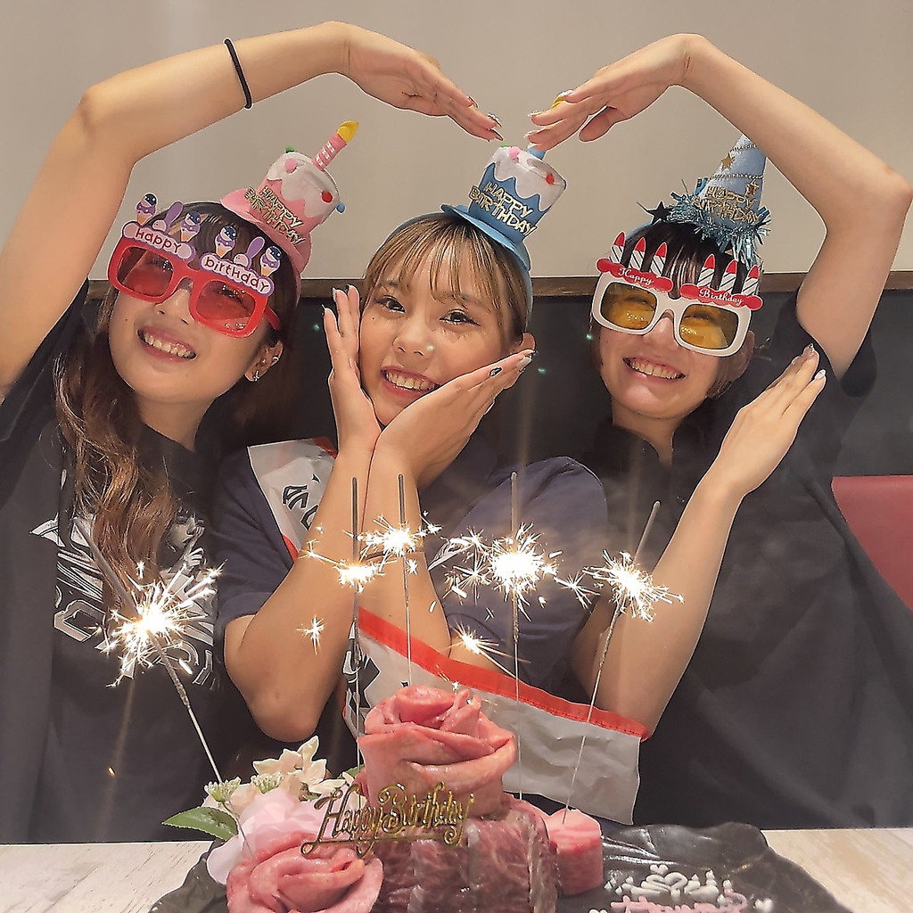 肉酒場也 なり 池袋西口の写真ギャラリー