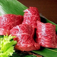 厳選したお肉と旬の食材をご堪能あれ