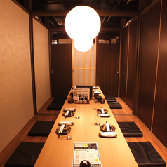 《2F》扉付きのプライベート空間は、飲み会や宴会を盛り上げます！