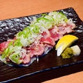 料理メニュー写真&nbsp;親鶏ももタタキ