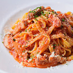 ベーコンと玉ねぎのトマトソース