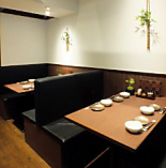 当店の生ラムは調理中の煙も臭いも気にならない！お子様を連れてのママ会にはもちろん、飲み会や会社宴会などのご宴会シーンにもおすすめ。