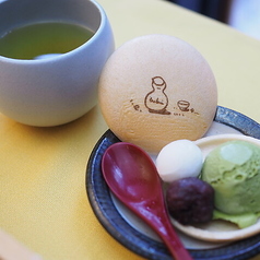 実はこだわってます！食後デザートの"もなか"