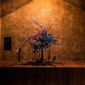 お支払方法は現金のほか、各種クレジットカードや一部の電子マネーをご利用いただく事ができ、海外のお客様も安心してお食事がお楽しみいただけます。