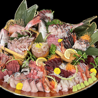 ●大漁鮮魚！どでかく大杯盛り合わせ(例)写真は20,000円