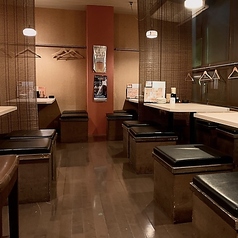 串 炙り 鮮 Dining さんびょうし 一宮店の雰囲気1