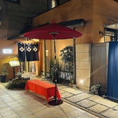 【西新宿駅徒歩1分】アクセス抜群の好立地♪東京メトロ丸ノ内線「西新宿」駅1番出口から徒歩1分。駅を出てすぐ左手の「ホテルローズガーデン新宿」内にあるため、雨の日でも安心してお越しいただけます。