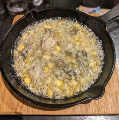 牡蠣とコーンのアヒージョ