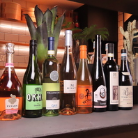 中華料理との相性抜群。選び抜かれたワインの数々