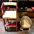 お子様連れでも安心してお食事を楽しめる環境が整っています。お子様用の椅子やカトラリーを完備しており、小さなお子様も快適に◎ゆったり過ごせる個室もご用意しているので、家族での外食や記念日利用にもおすすめ！周囲を気にせず安心のひとときを♪