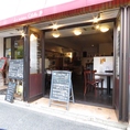 特別な記念日にふさわしい、飲み放題付きの贅沢なスペシャルコース（12,000円）もございます 。2名様より人気メニューをゆったり120分間お愉しみいただけます 。メッセージプレートの作成も承っておりますので、大切な方との忘れられないひとときを、ぜひ当店でお過ごしください 。詳細はお電話でお気軽にご相談を 。