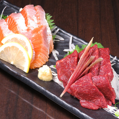 信州名物 馬刺し