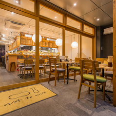 2名様からご利用いただけるテラス席。