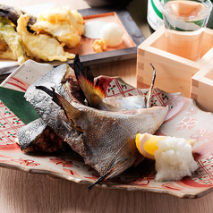 スズキのカマ塩レモン焼き