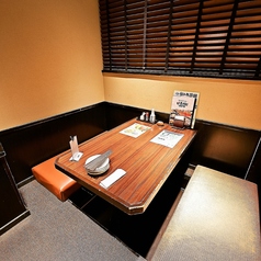 掘りごたつの個室をご用意！お仕事帰りでも、足の疲れを気にせずお食事をお楽しみいただけます♪人数等、お気軽にご相談ください。各種ご予約をお待ちしております！