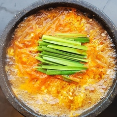 飛牛名物！石焼き辛麺