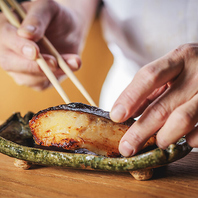 奏の海鮮は鮮度抜群◎贅沢な炭火焼きや天麩羅もご用意