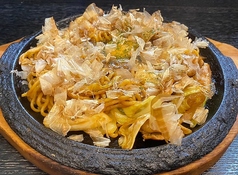 ホルモン焼きそば/海鮮塩焼きそば