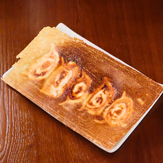【当店イチ押し】三元豚羽根つき焼き餃子 (5個)