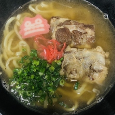 定番の美味しい沖縄そばを是非ご賞味下さい。