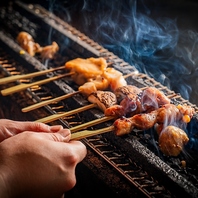 自慢の逸品◆こだわり炭火焼鳥×出来立て鉄板料理