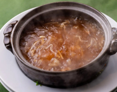 ふかひれの醤油味スープ