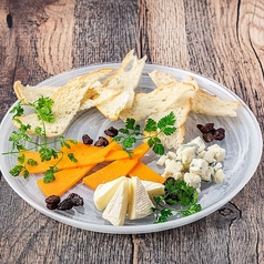 チーズ盛り合わせ