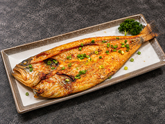 イシモチの塩焼き