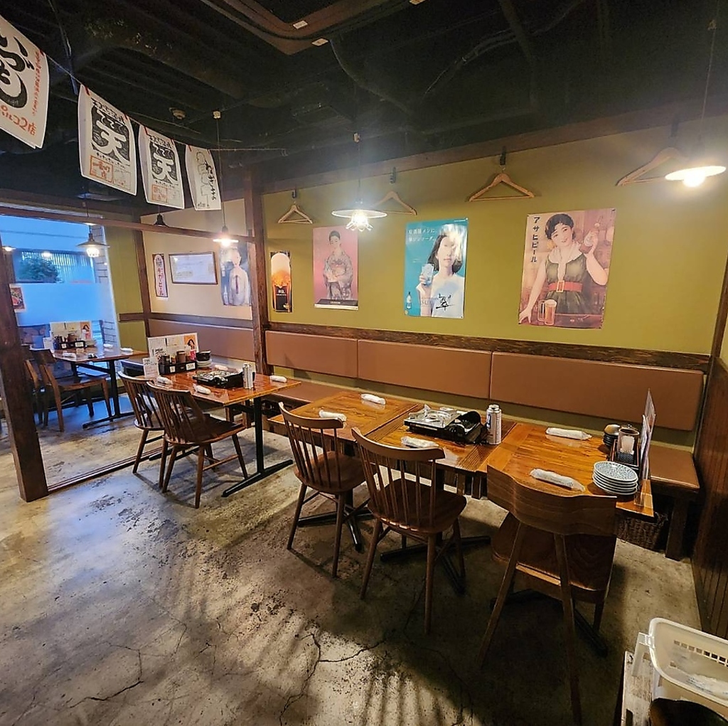 20名様までの大型宴会にもご利用できるお店。会社宴会にぜひご利用ください。