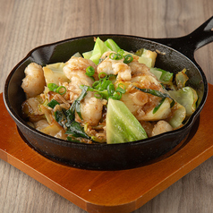 牛もつ 塩野菜炒め
