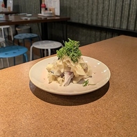 しっかり満足できるこだわり小皿料理