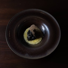 厳選のワインとそれに合うお食事をご用意しております◎