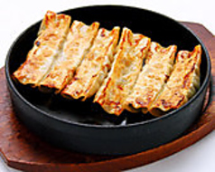 鉄板焼き餃子
