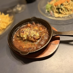 煮込みハンバーグ グラタン風