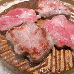 臭みなし！生ラム肩ロースを塩で