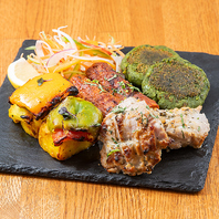 ミックスケバブプラッターケバブ盛り合わせ