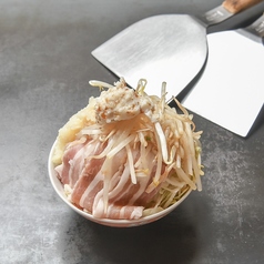 ★罪の味！背脂×にんにくマシマシもんじゃ