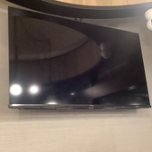 テレビ大小含め店内に計3台設置。音量調整もできますのでお声がけください。