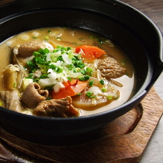 ◆もつ煮込み/とろとろ角煮/豚キムチ