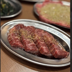 ご提供毎に部位の詳細やおすすめの食べ方をご説明します