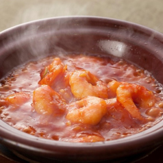強火で炒めあげる牛肉や黒酢の酢豚はメインを飾るひと皿